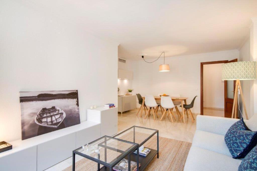 Family Scandinavia City Center & Near The Beach Malaga Ngoại thất bức ảnh
