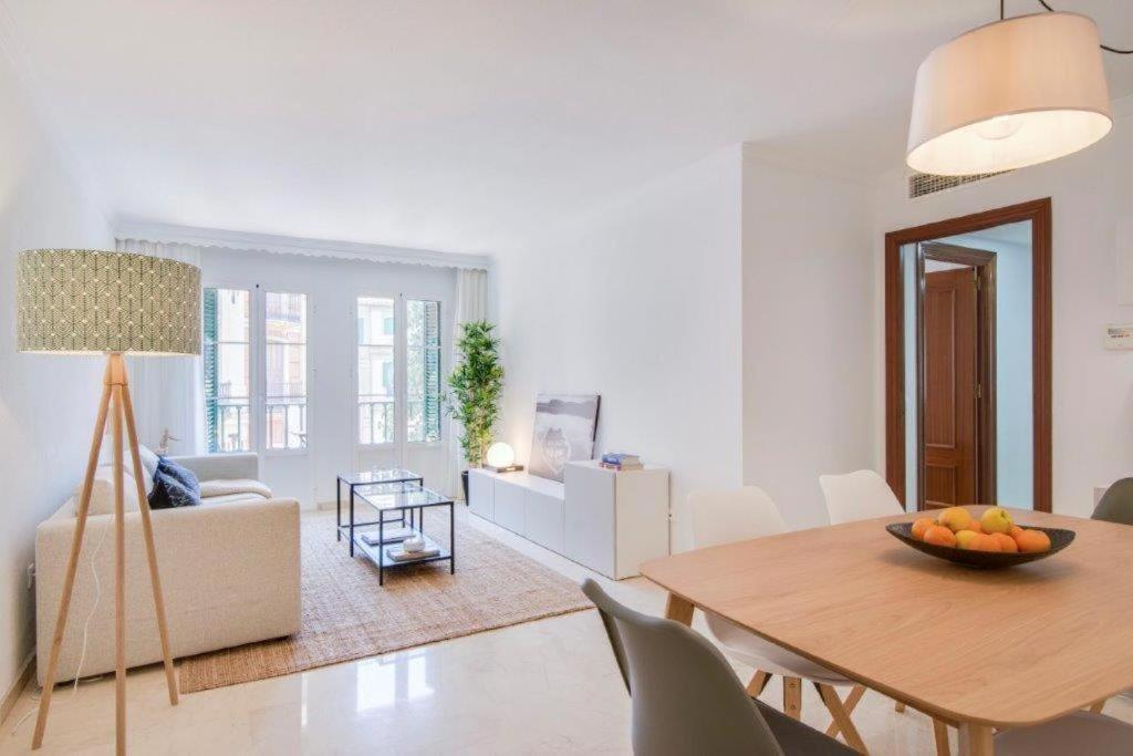 Family Scandinavia City Center & Near The Beach Malaga Ngoại thất bức ảnh