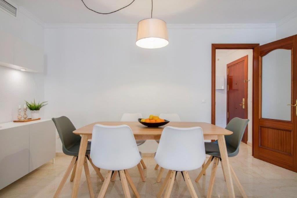 Family Scandinavia City Center & Near The Beach Malaga Ngoại thất bức ảnh